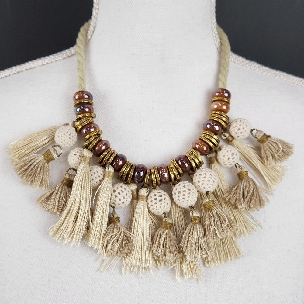 CHICO'S Beautiful Robe Beaded Gold Tassels Necklace